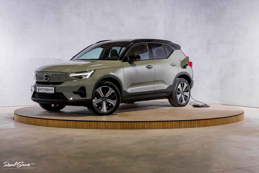 55624320