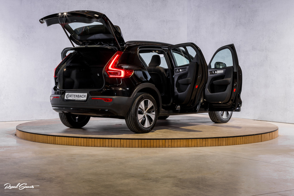 57273475-8.jpg